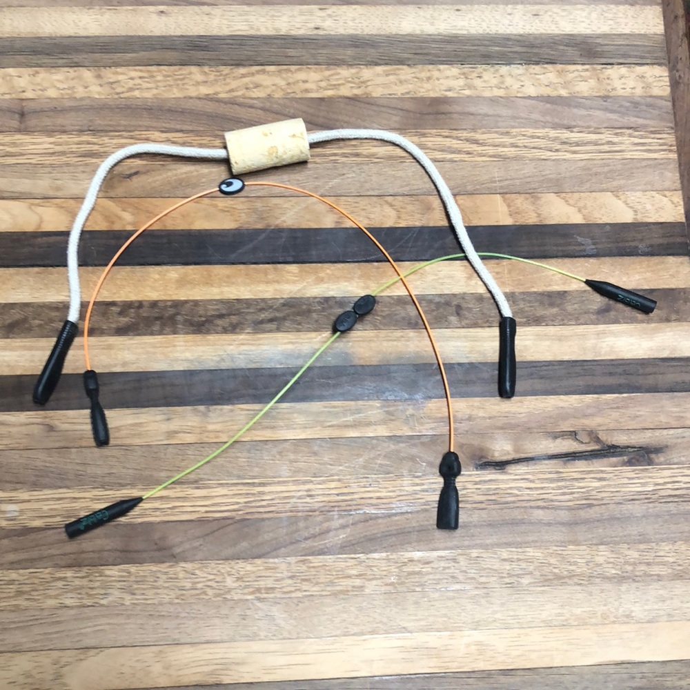3 Glasses Cables